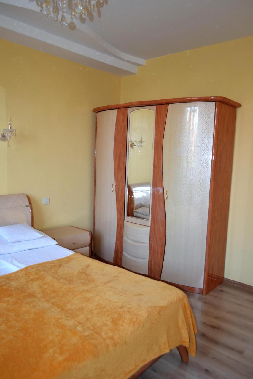 Hotel Aquarius Tschornomorske Exterior foto